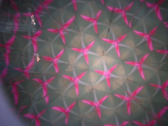 ？ここを覗いてみて下さい？