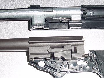 LS(ライブショートリコイル)・marui(固定バレル)を合体