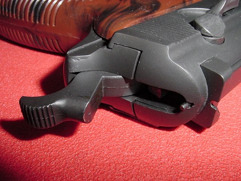 キャップを入れたカートを装弾するとこんな感じ