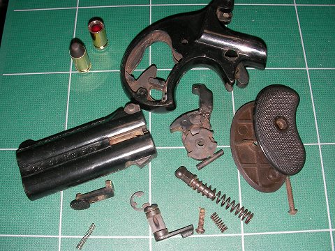 完全分解で金属部品のヘタリ様が分かる