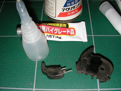 補強の骨になるピンはゼムクリップを利用