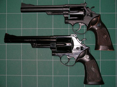 同シリーズ後継と言っても良いだろうM29と比較