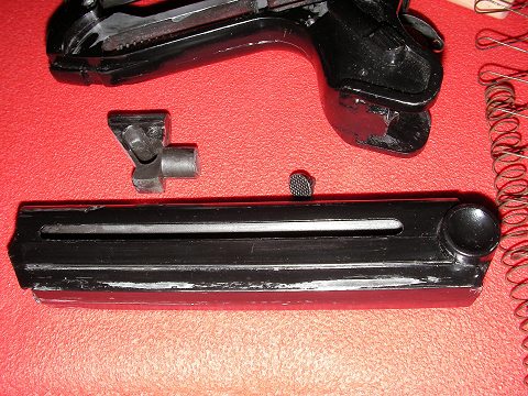 マガジンに使えそうなスプリングはないか