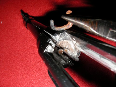 デトネータを取り去ったチャンバーはきれいに成型してっと