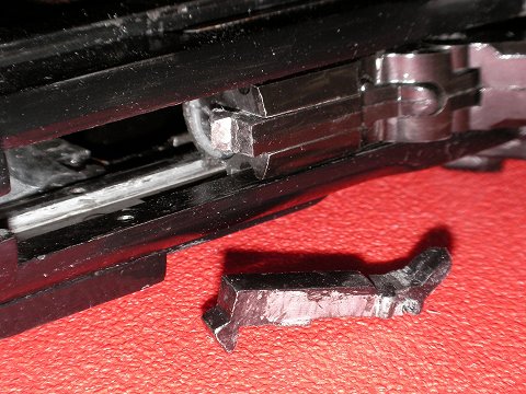 リアルな形状が良いが、オールぷらじゃあ折れやすそう