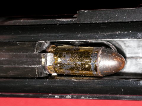 おいおい、金属エジェクターは飾りかい、、、そのようだな