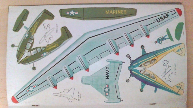 補助ジェットのみ別パーツ化