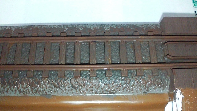 素塗りのままでも雰囲気は大