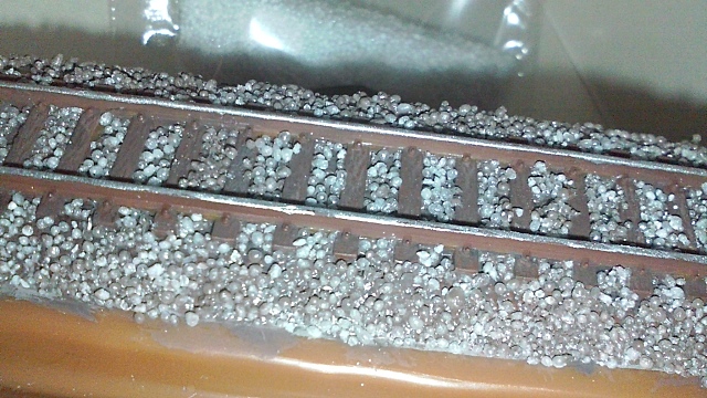 フランジの磨き跡を付けた