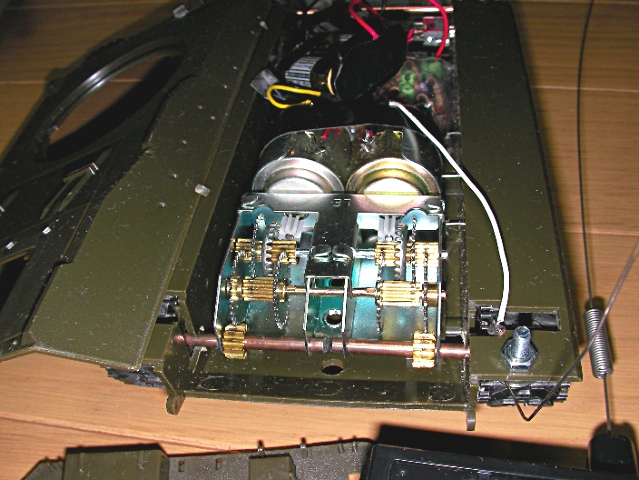 張り出しがアンテナ取付の好位置