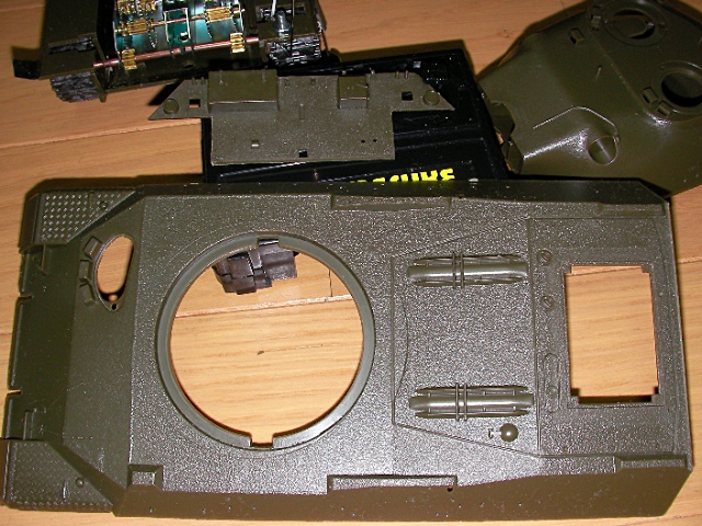 光の当て方でドギツクなる