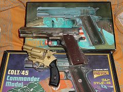 丸郷のオート・リボルバー揃い踏み